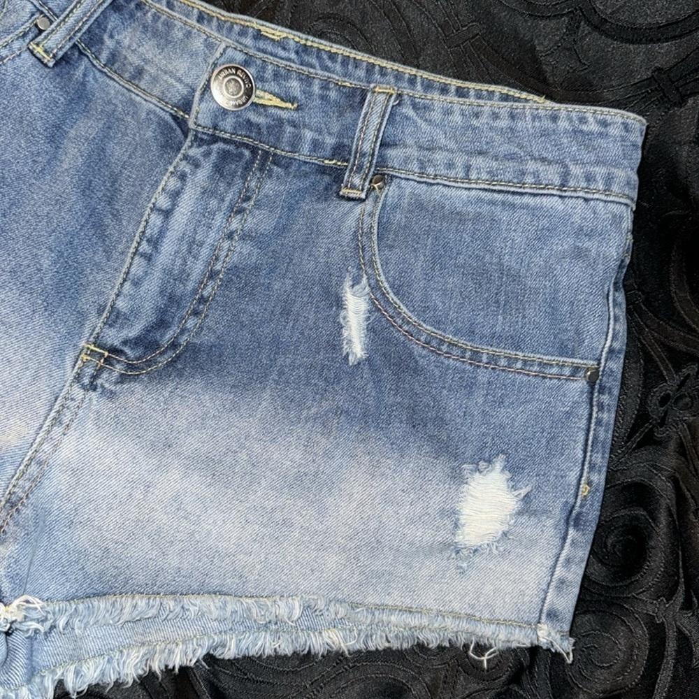 urban renewal denim studded damn shorts - Picture 4 of 8